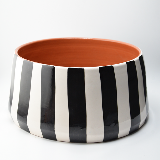 bowl | stripe | black and white