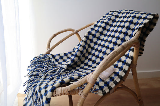 wool blanket "azulejo" | blue-black-white