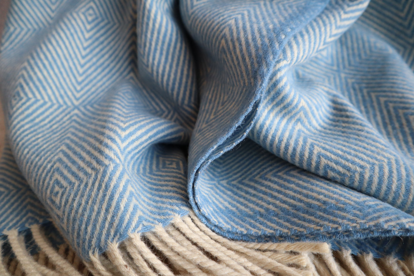 wool blanket "diamond" | light blue