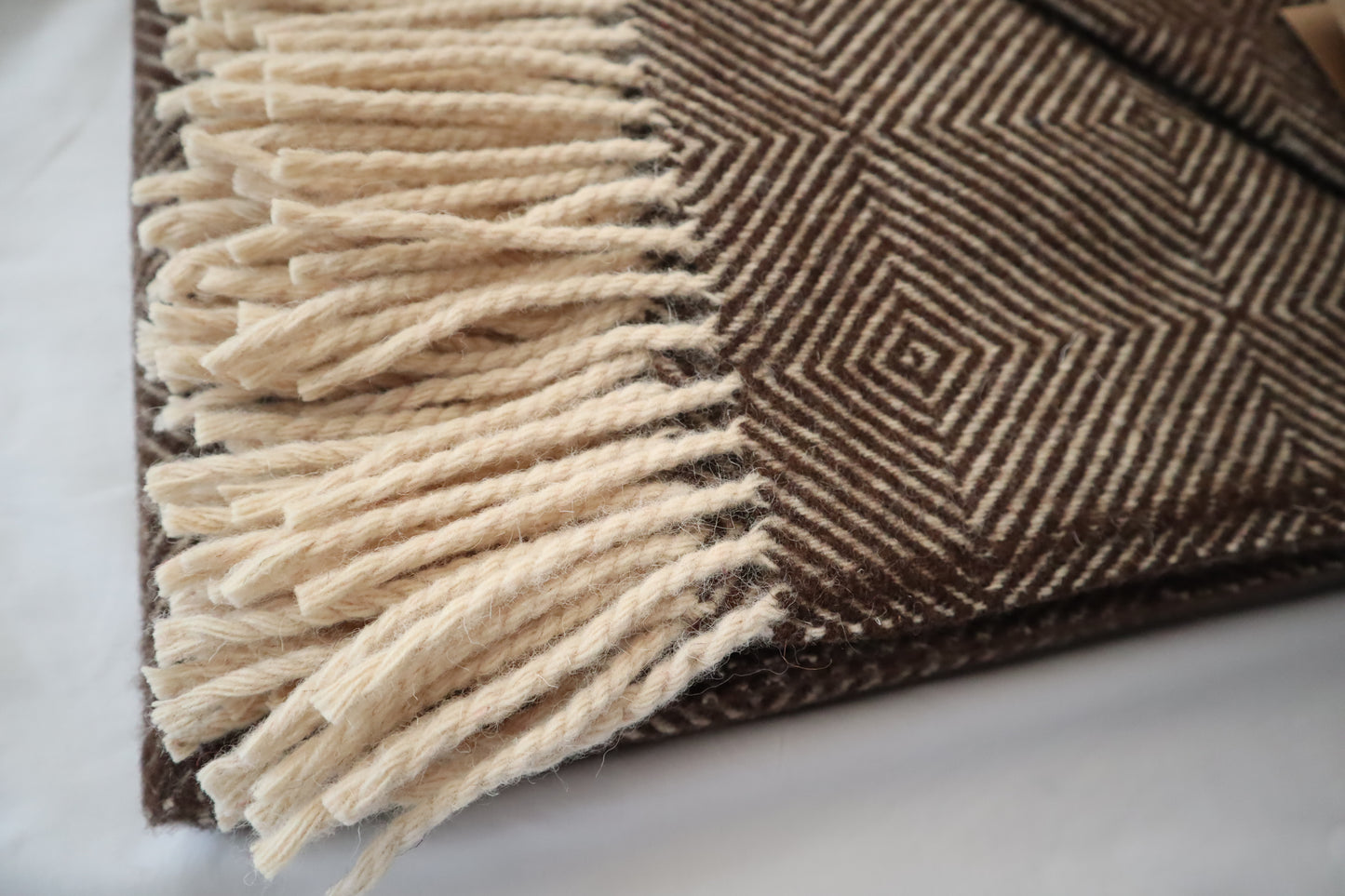 wool blanket "diamond" | darker brown